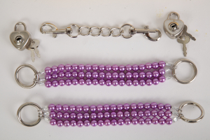 Наручники жемчужные сиреневые 47501-MM