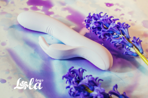 LOVE STORY WHITE RABBIT LOVE STORY WHITE RABBIT