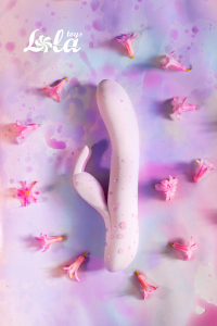 LOVE STORY WHITE RABBIT LOVE STORY WHITE RABBIT