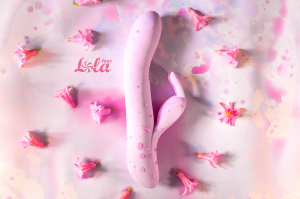 LOVE STORY WHITE RABBIT LOVE STORY WHITE RABBIT