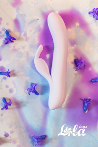 LOVE STORY WHITE RABBIT LOVE STORY WHITE RABBIT